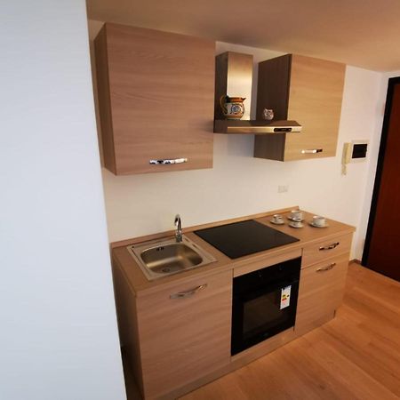 Francy'S House Apartment Triggiano Exterior photo